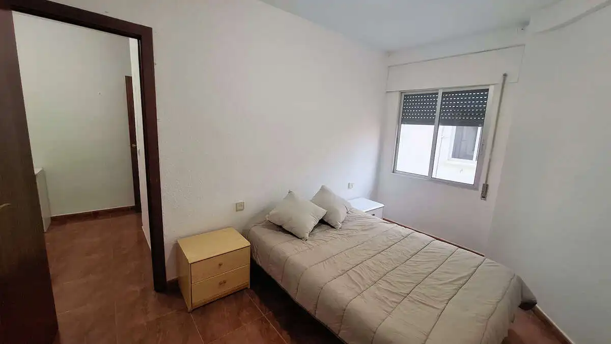 Piso con ascensor en venta en Sur, imagen 2