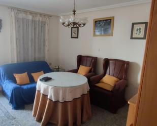 Sala d'estar de Casa o xalet en venda en Torreorgaz amb Terrassa