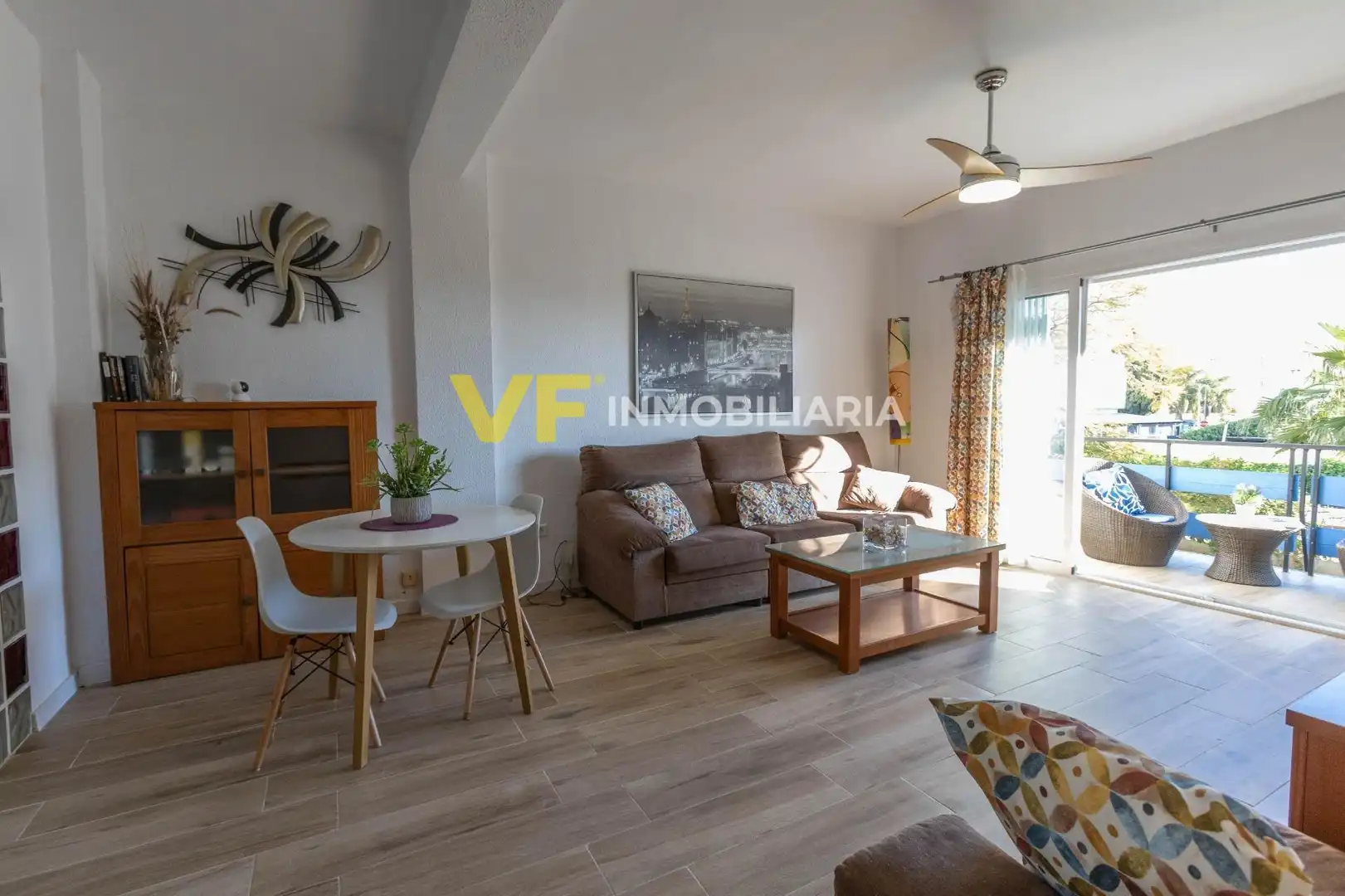 Sala d'estar de Apartament en venda en Los Álamos