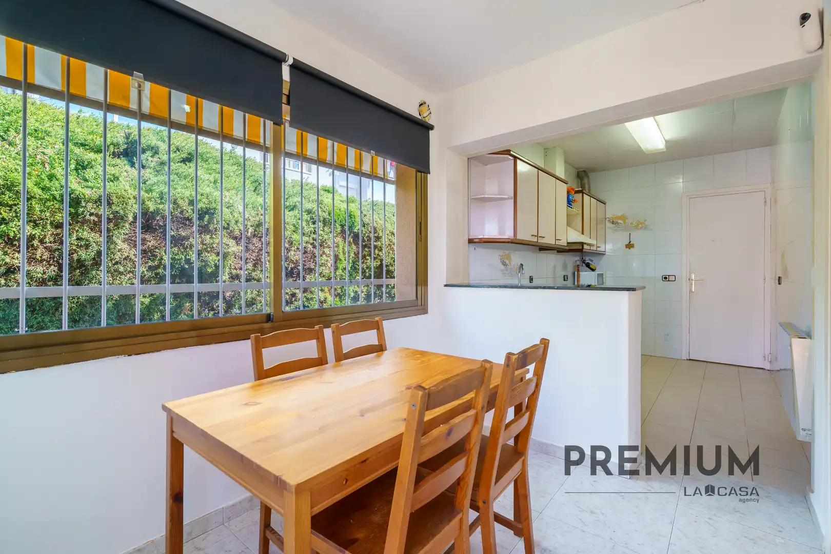 Vista exterior de Casa o chalet en venta en Castelldefels con Terraza y Balcón