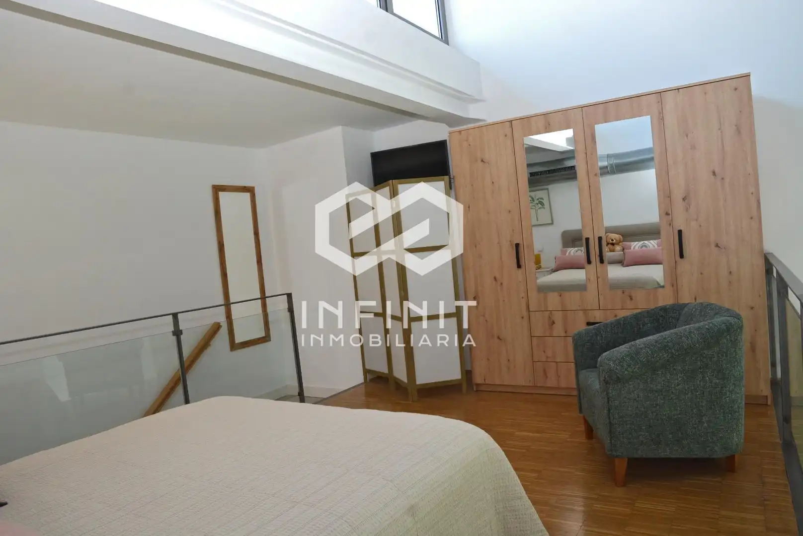 Lofts for sale in Reyes Católicos