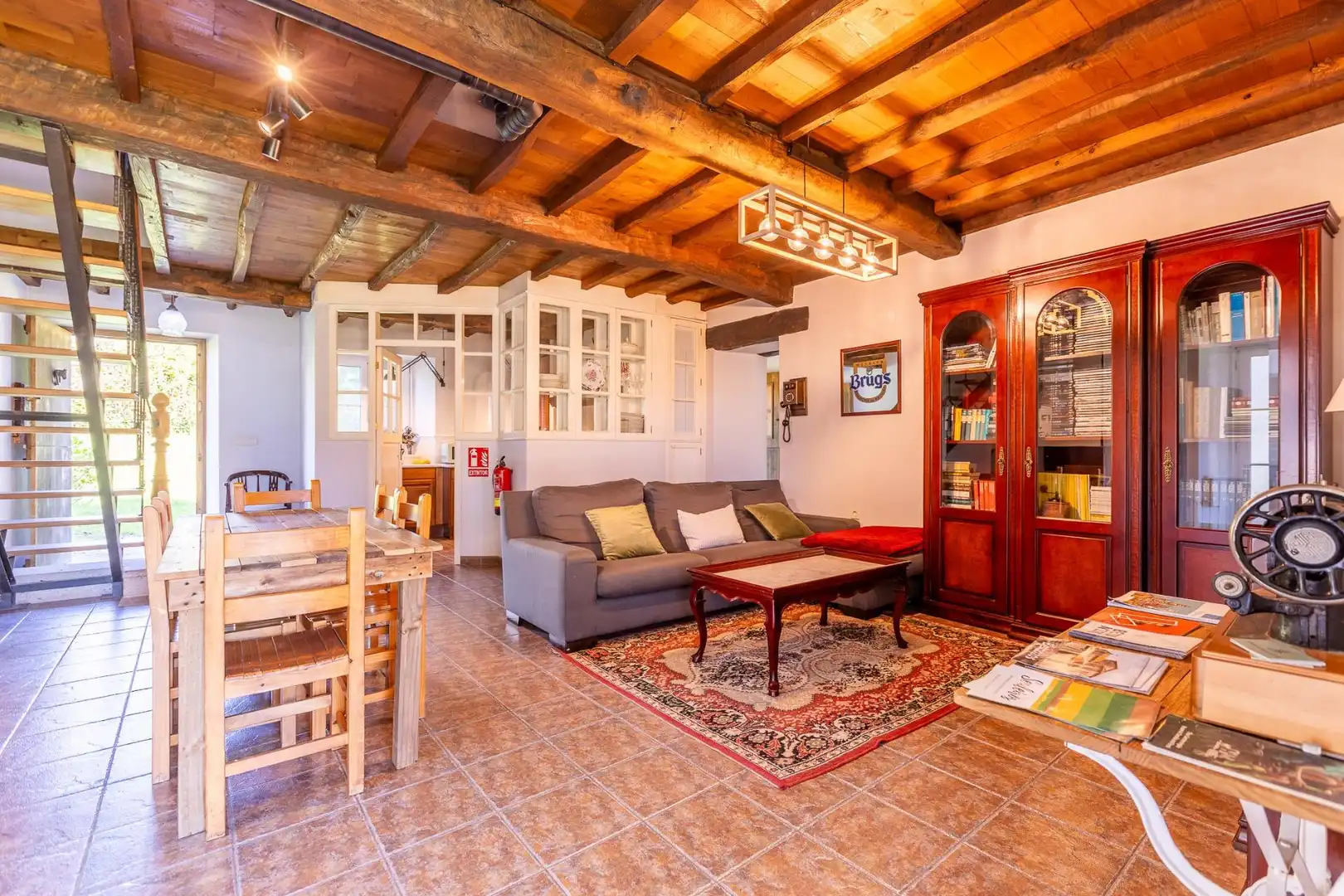 Sala de estar de Casa o chalet en venta en Cesuras con Jardín privado, Terraza y Trastero