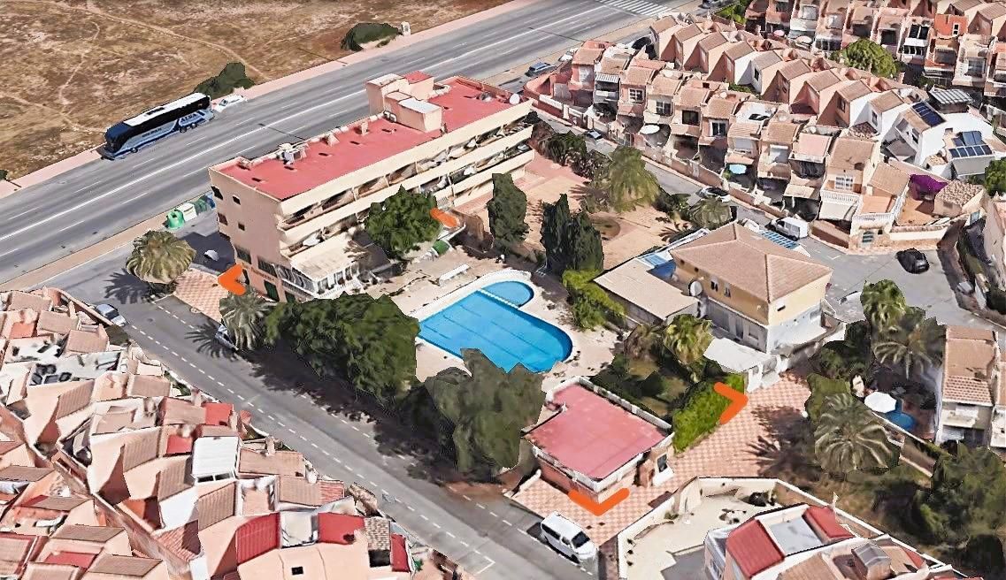 Exterior view of Premises for sale in Torrevieja
