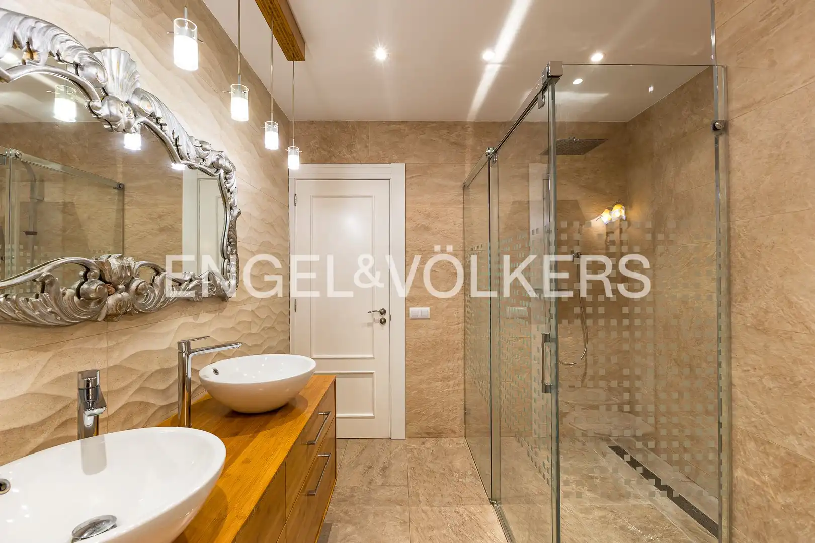 Baño de Casa o chalet en venta en Bellvei con Calefacción, Terraza y Trastero