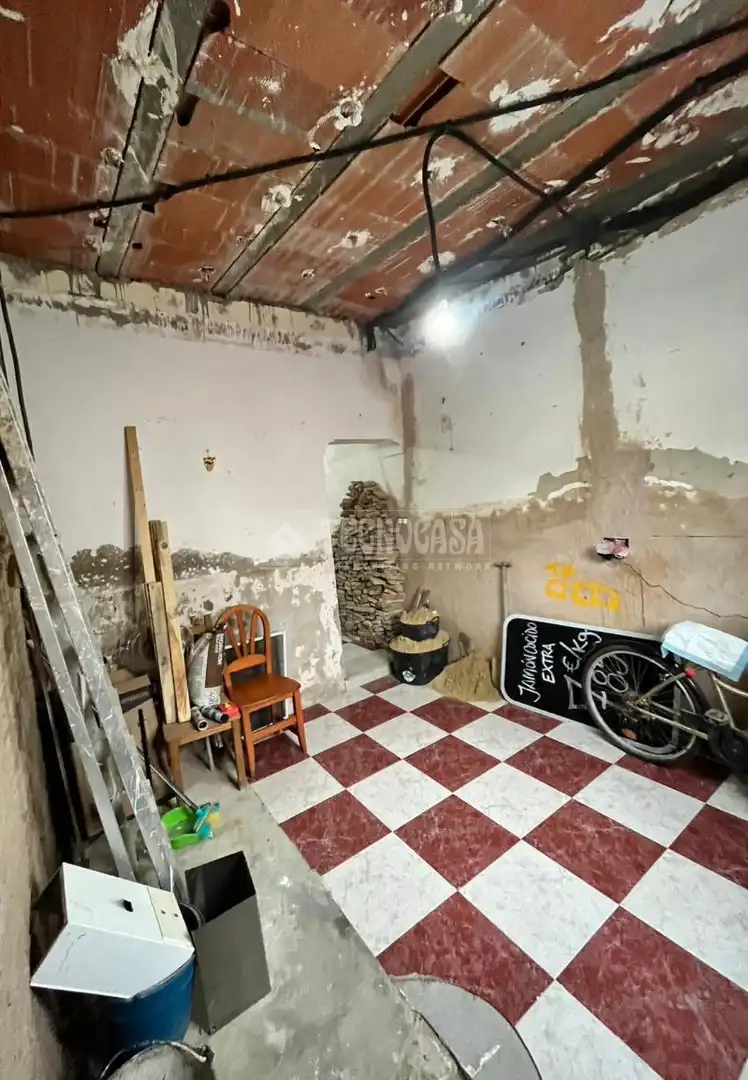 Casa adosada en venta en Camas con Terraza