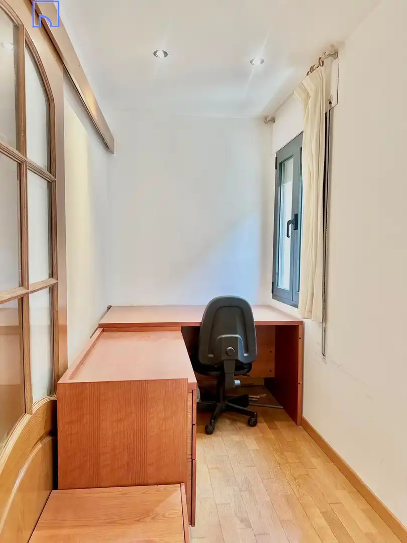 Houses for sale in Tudela  with Air Conditioner, Heating and Storage room