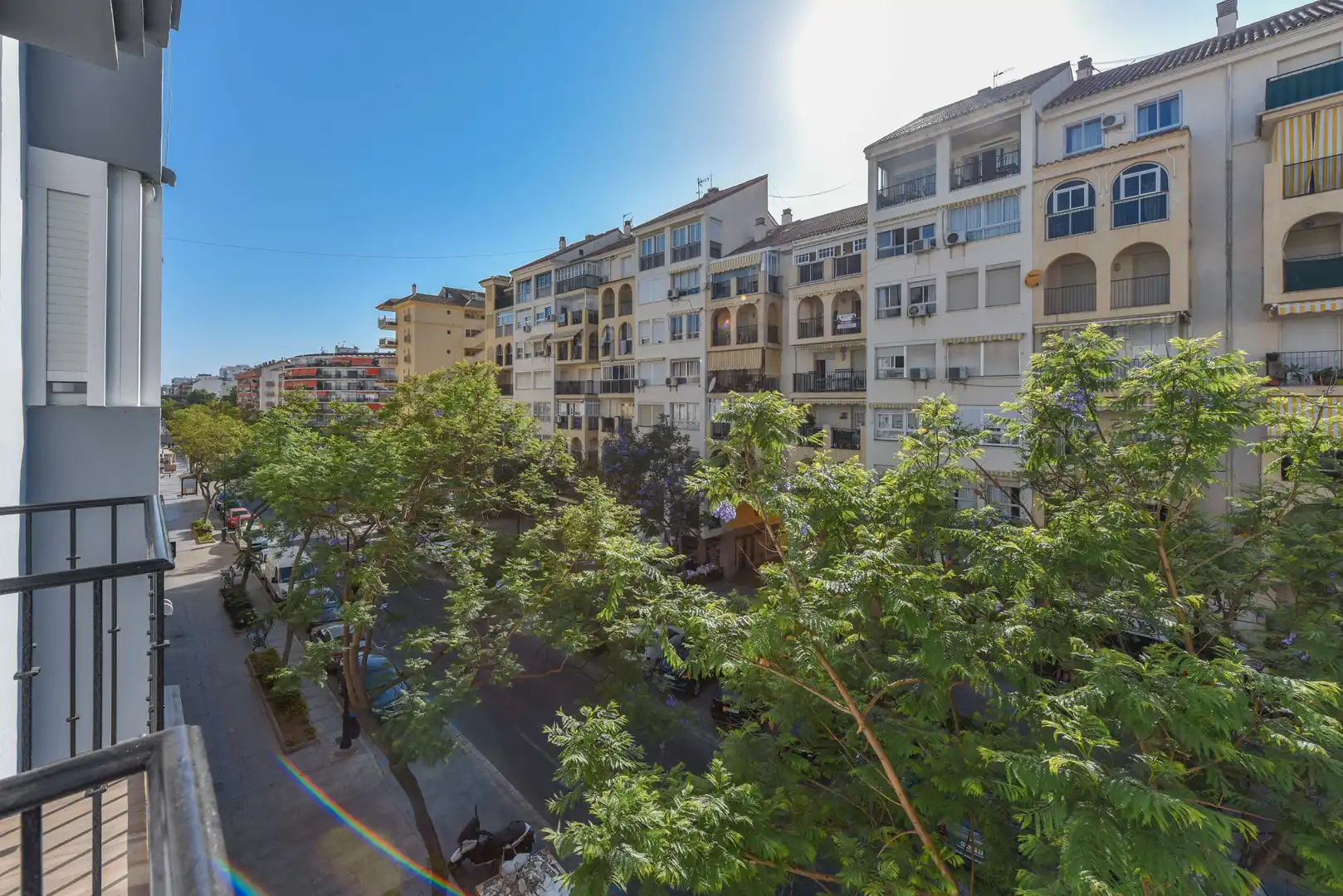 Außenansicht von Wohnung zur Miete in Fuengirola mit Klimaanlage, Heizung und Privatgarten
