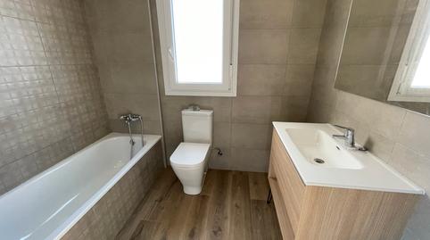 Foto 3 de Casa adosada en venta en Calle la Namilla, 65, Sariegos, León