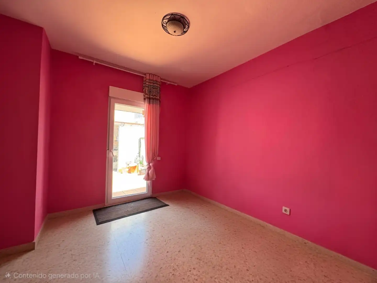 Dormitori de Casa adosada en venda en Sanlúcar la Mayor amb Terrassa i Piscina comunitària