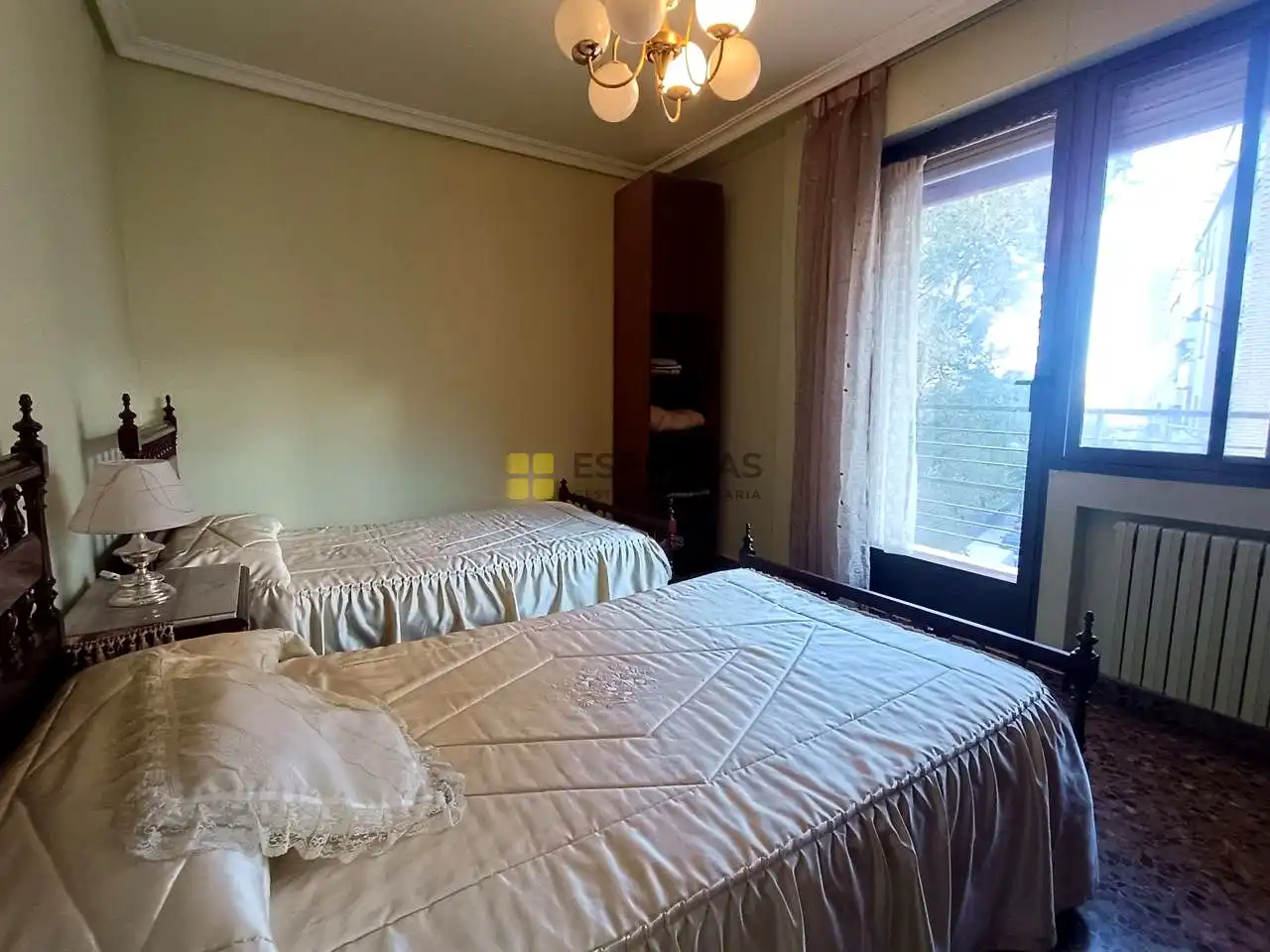 Habitación de Piso en venta en Arnedo con Calefacción, Terraza y Trastero
