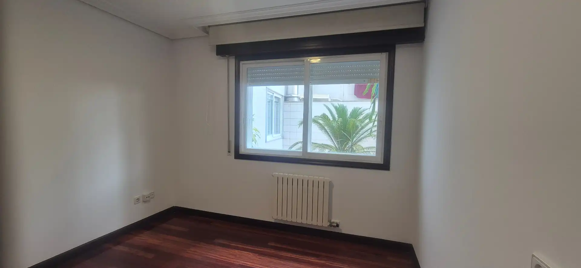 Bedroom of Flat for rent in Vigo   with Heating, Parquet flooring and Storage room