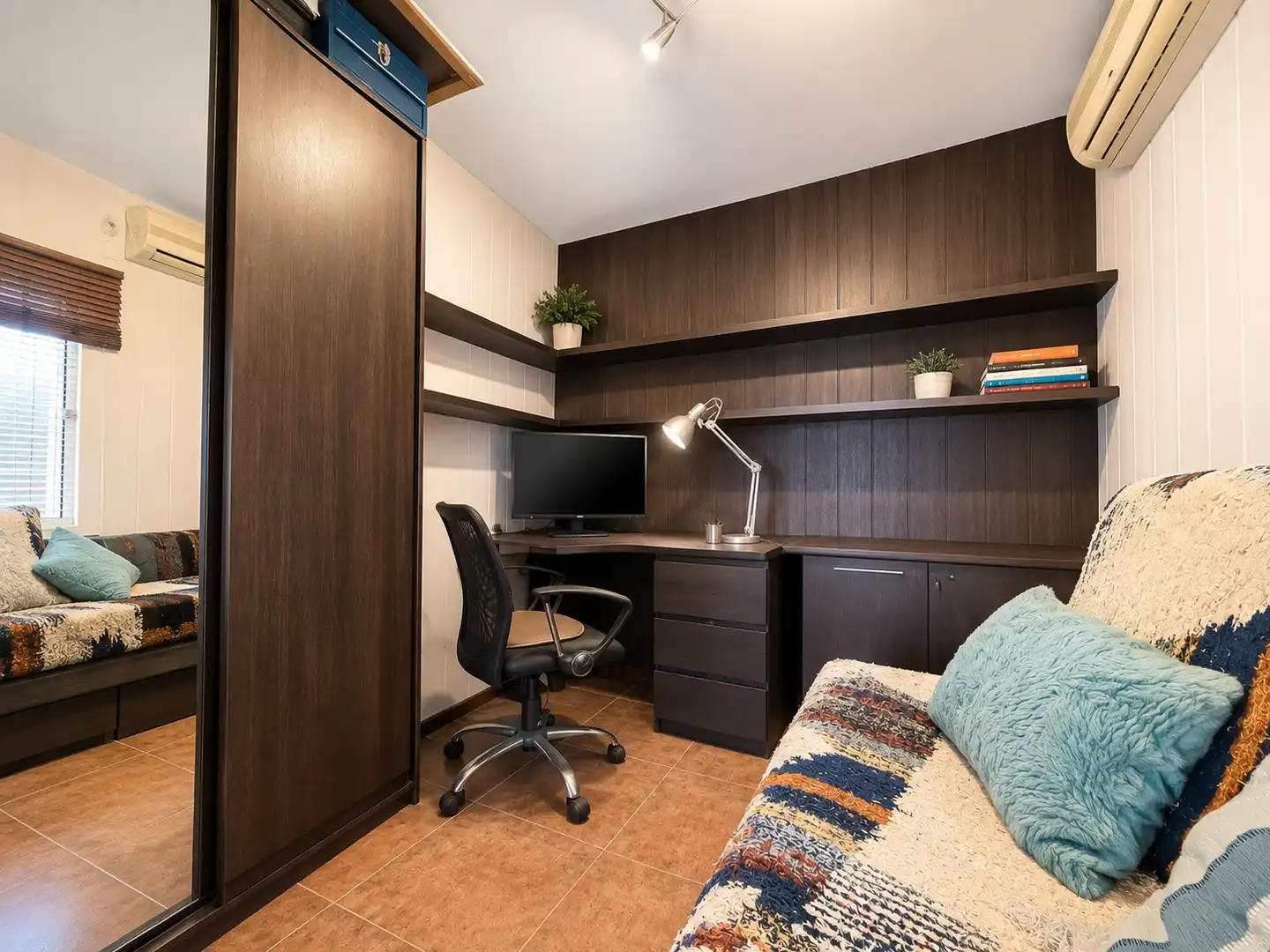 Bedroom of Houses for sale in Málaga  with Air Conditioner, Heating and Terrace