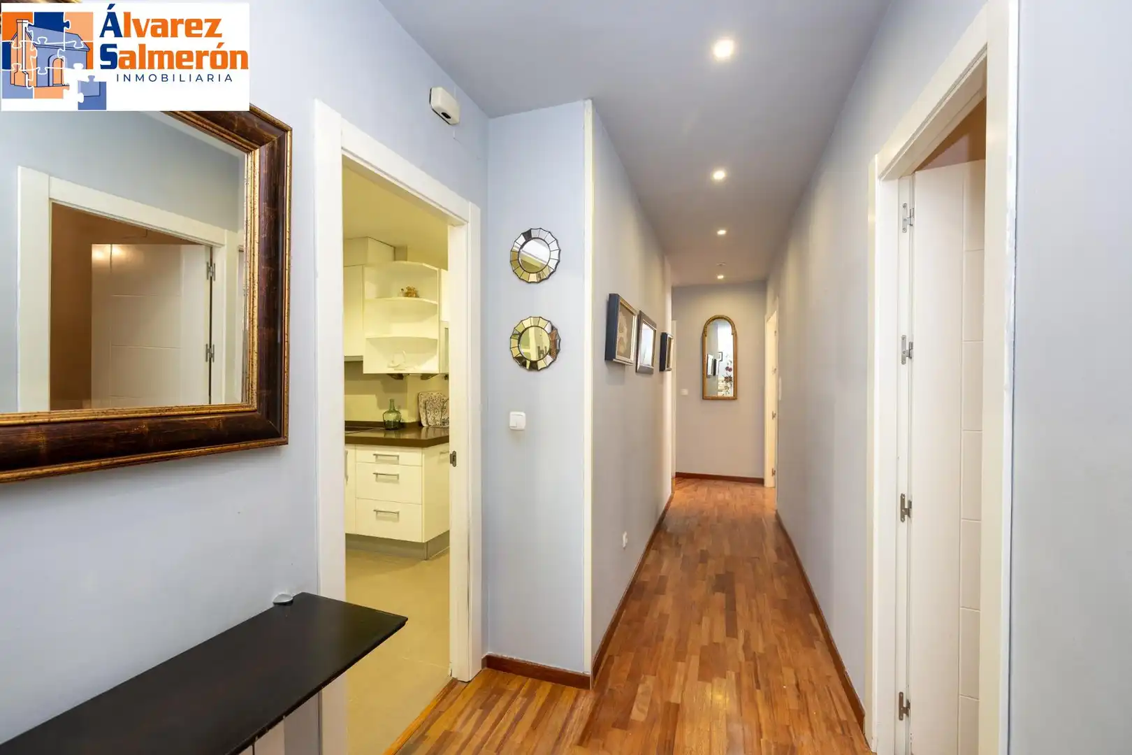 Flat for sale in Granada  with Air Conditioner, Heating and Parquet flooring
