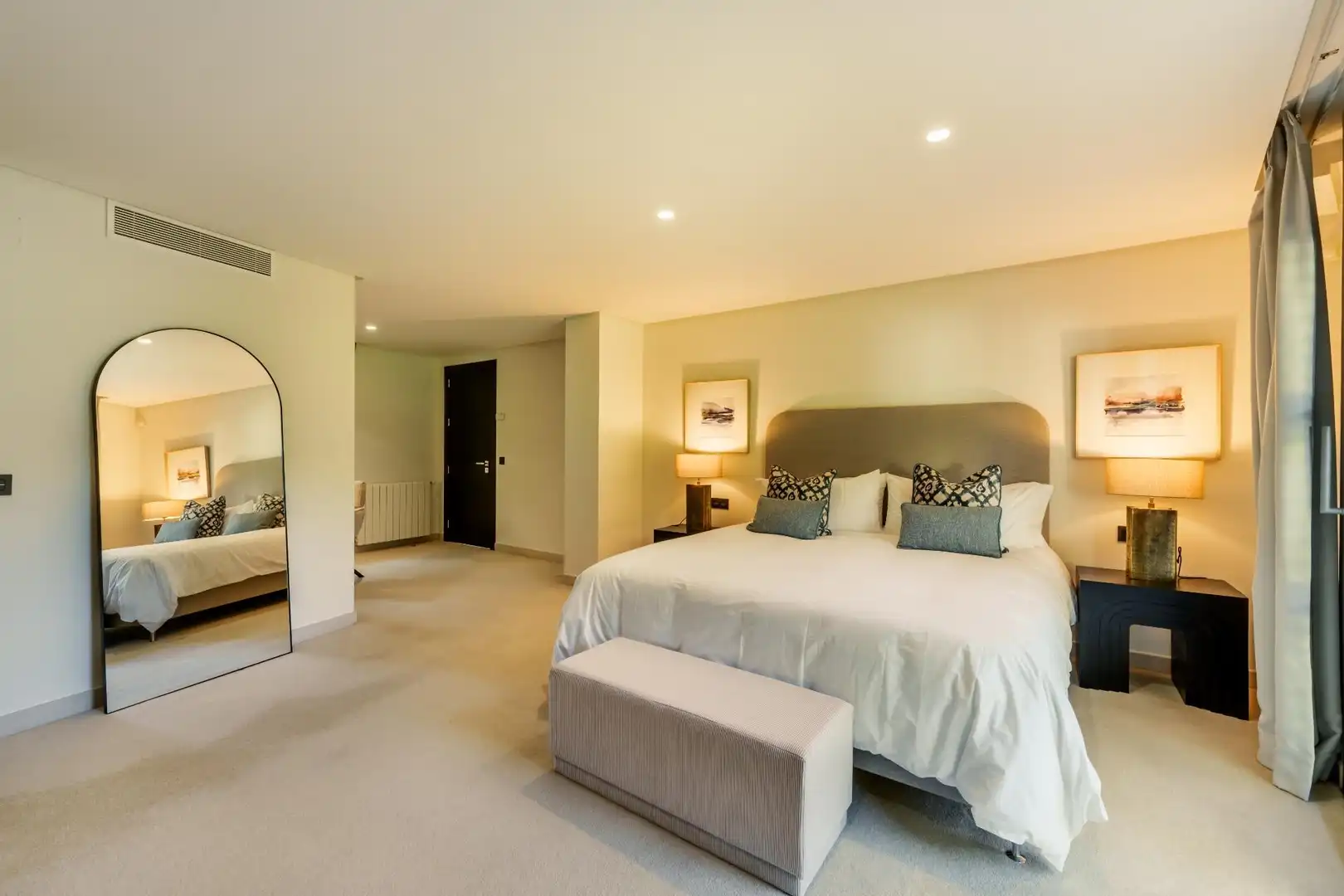 Habitación de Casa o chalet en venta en Marbella con Aire acondicionado, Jardín privado y Terraza