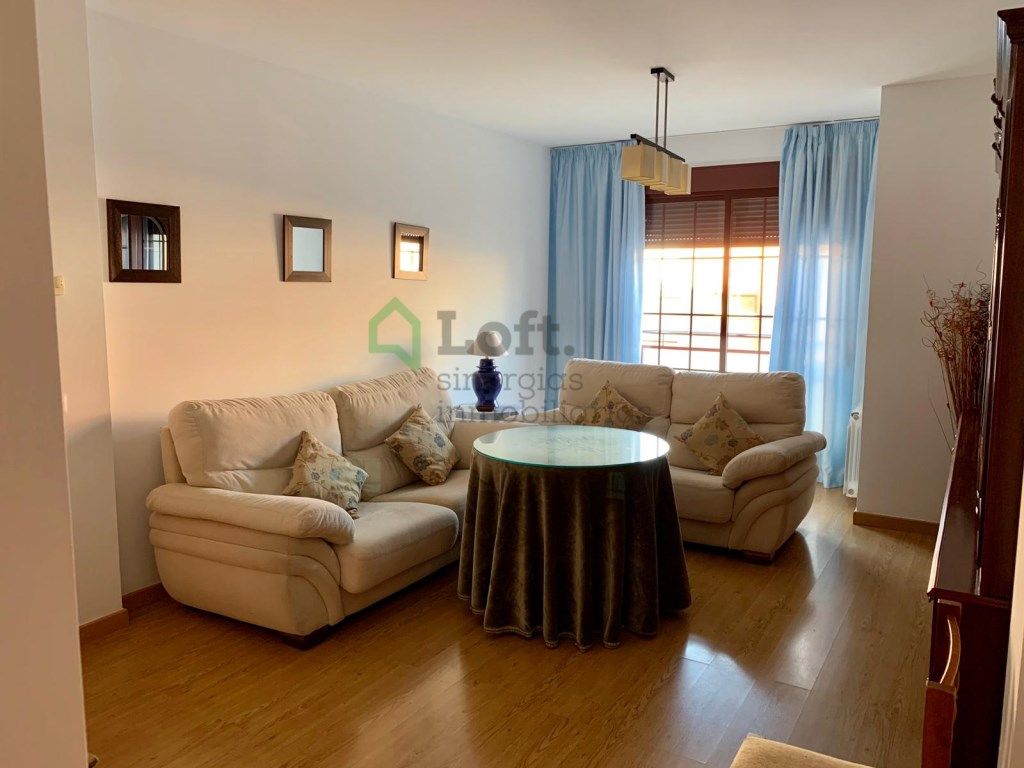 Flat to rent in Maria Auxiliadora - Barriada de Llera