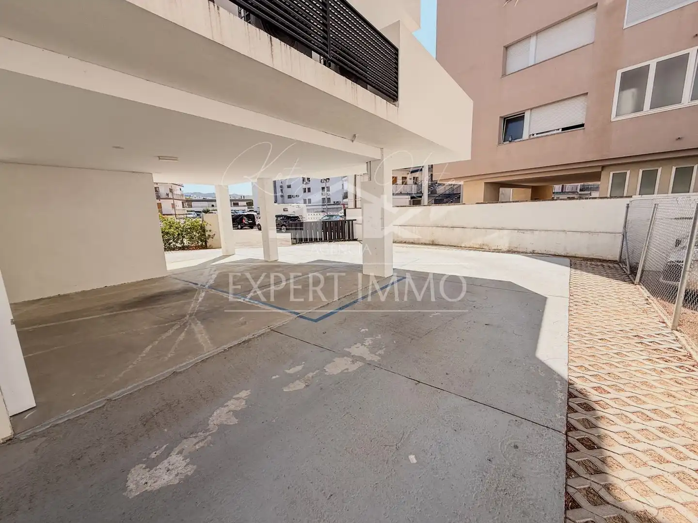 Parking of Apartments for sale in Roses  with Air Conditioner, Heating and Terrace