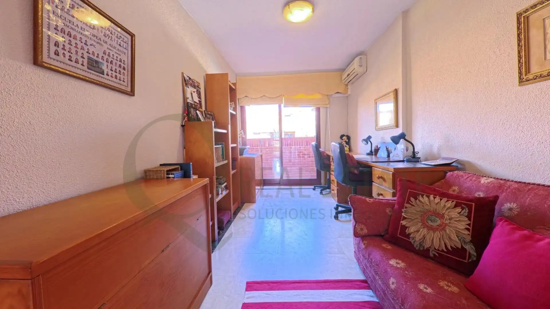 Dormitori de Casa adosada en venda en Alicante / Alacant amb Calefacció, Jardí privat i Terrassa
