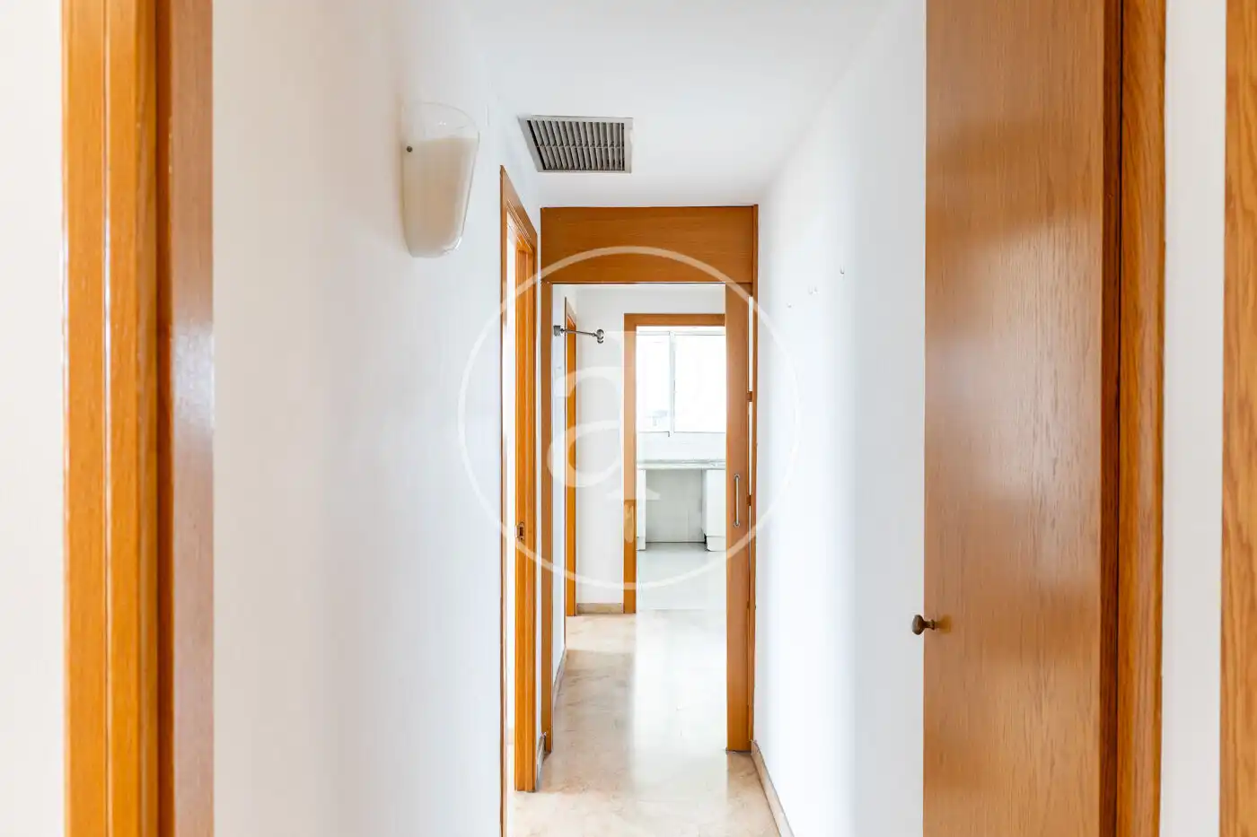 Flat for sale in Barcelona  with Air Conditioner, Heating and Terrace