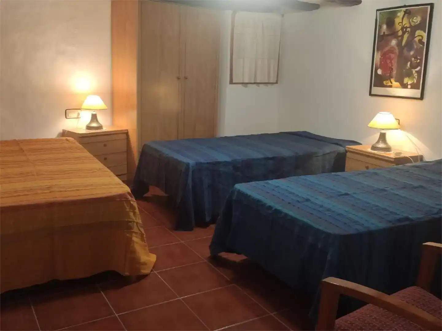 Habitación de Piso en venta en La Ginebrosa con Amueblado