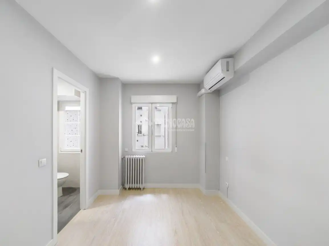 Habitación de Piso en venta en Madrid con Aire acondicionado, Calefacción y Terraza