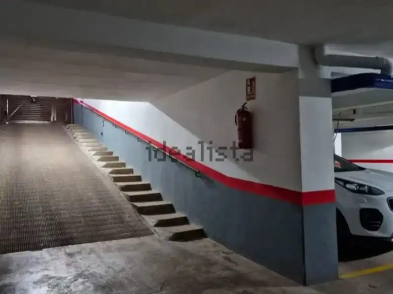 Parking of Garage for rent in Alaquàs