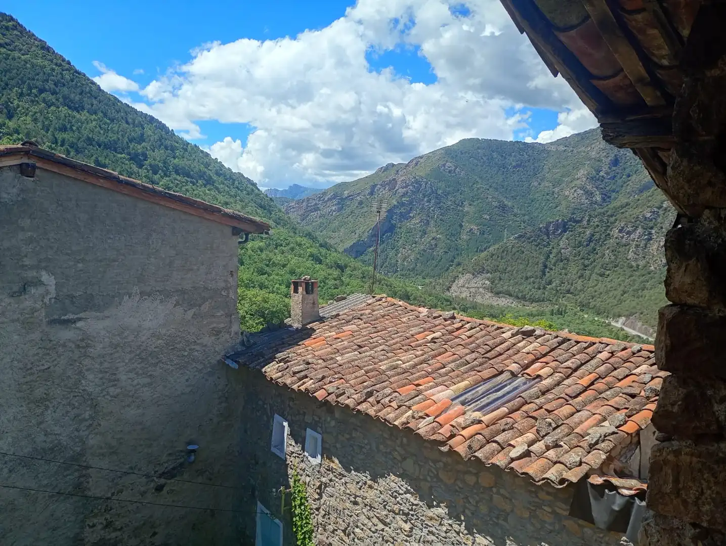 Vista exterior de Casa o xalet en venda en Soriguera amb Terrassa i Traster
