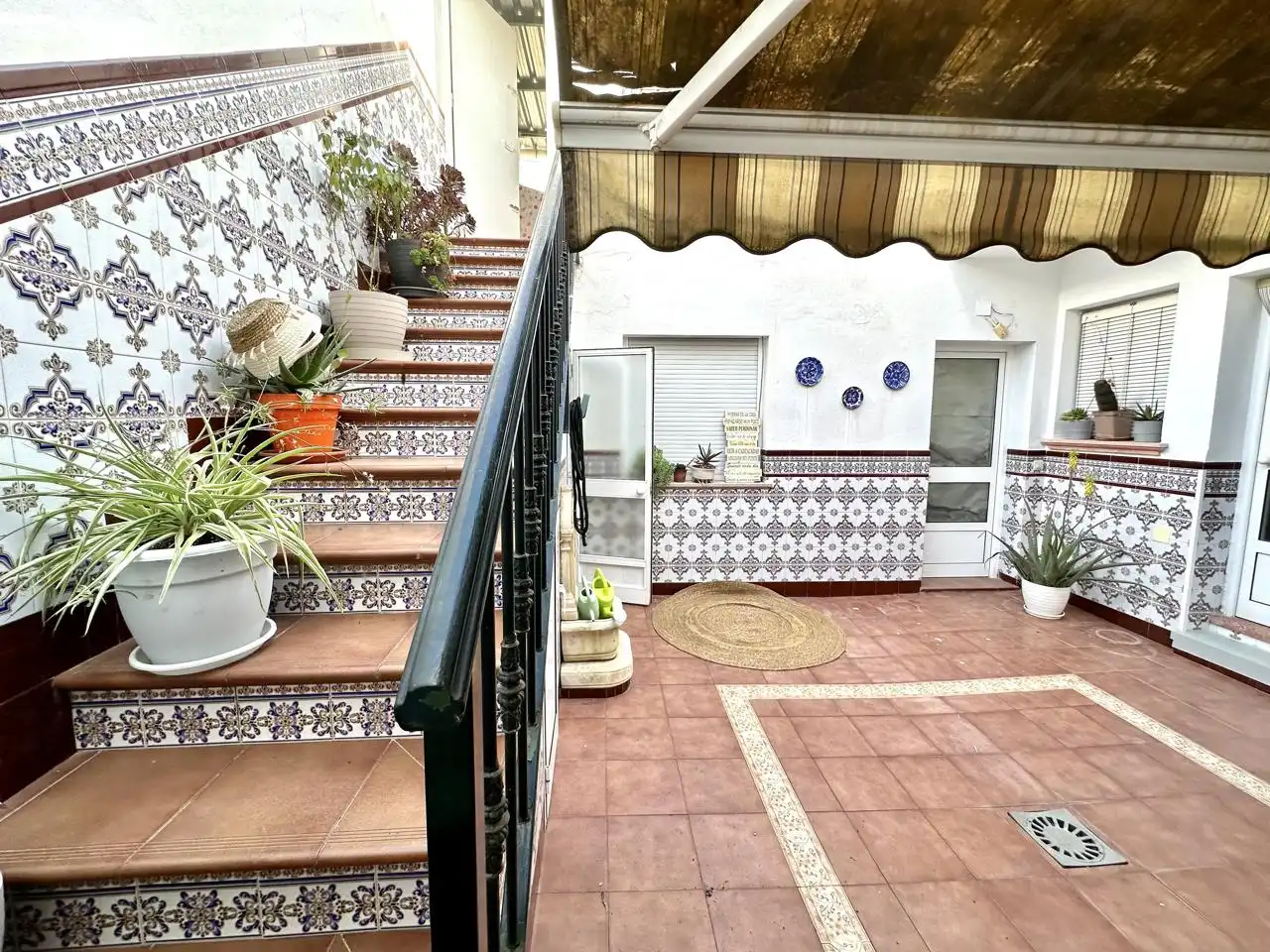 Ground floor for sale in Cuevas Bajas  with Private garden and Storage room