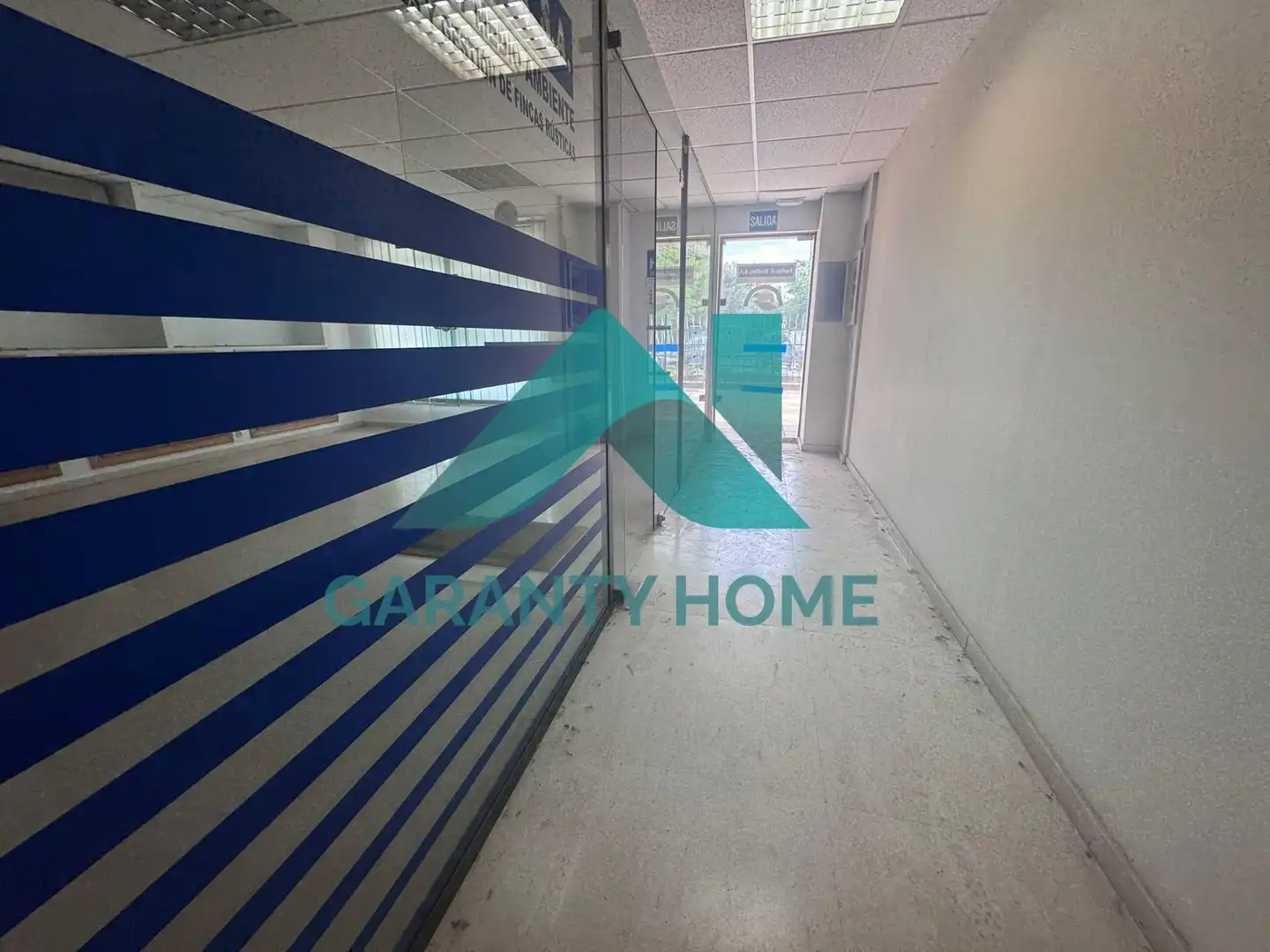 Office for rent in Cáceres  with Air Conditioner and Heating