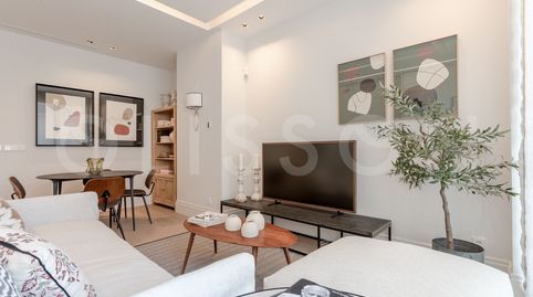 Foto 3 de Piso en venta en Almagro, Madrid Capital