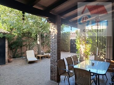 Maison mitoyenne avec jardin à vendre à Quintanar de la Orden