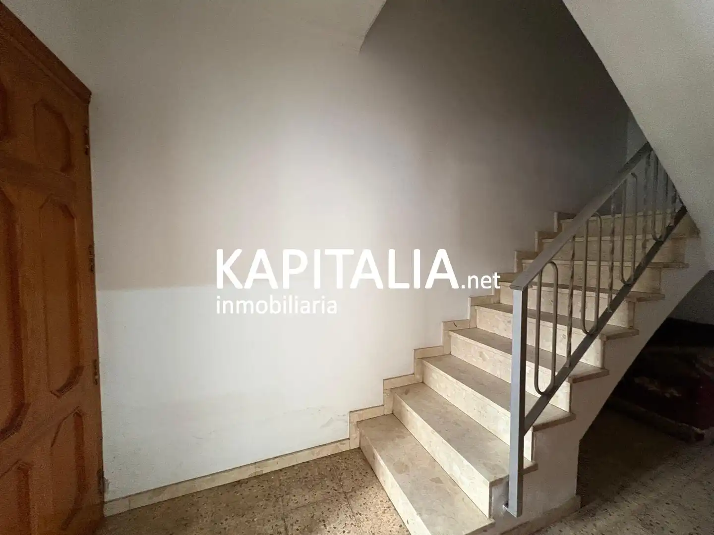 Edificio en venta en Enguera