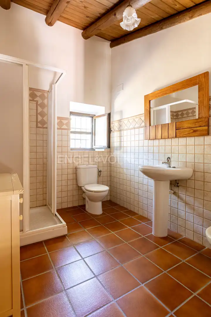 Baño de Casa o chalet en venta en Cortegana con Calefacción, Jardín privado y Trastero