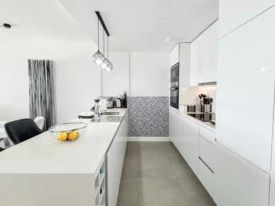 Cocina de Piso en venta en Manilva con Aire acondicionado, Terraza y Piscina