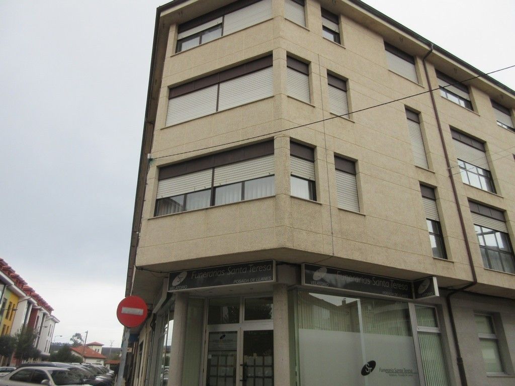 Vista exterior de Trastero en venta en Llanes