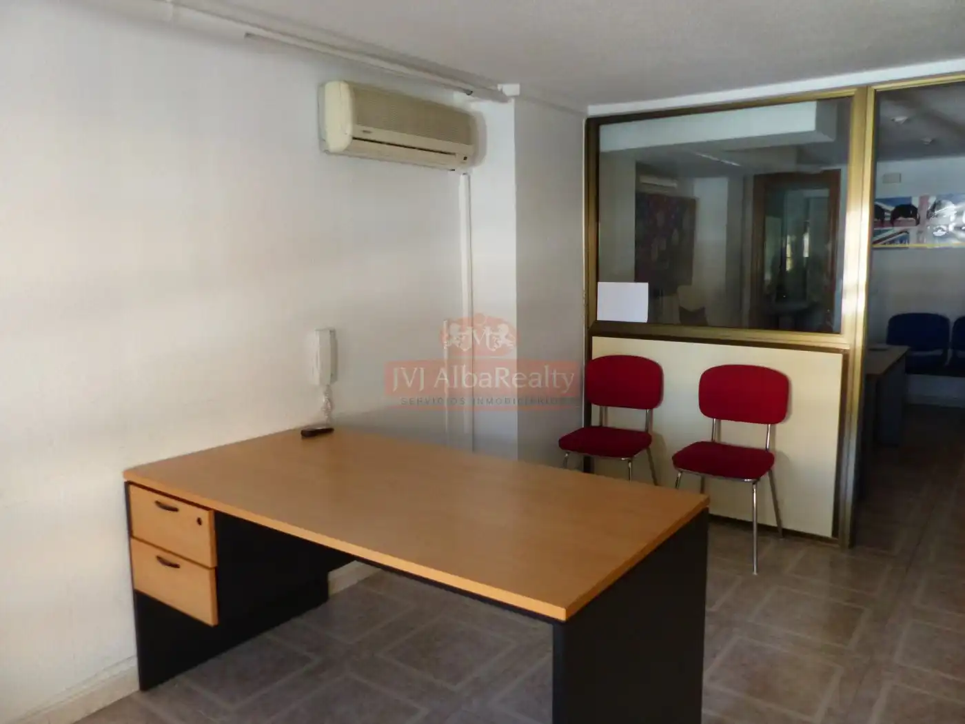 Büro zur Miete in Albacete mit Klimaanlage und Möbliert