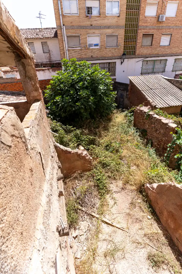 Houses for sale in Illueca  with Private garden, Terrace and Balcony