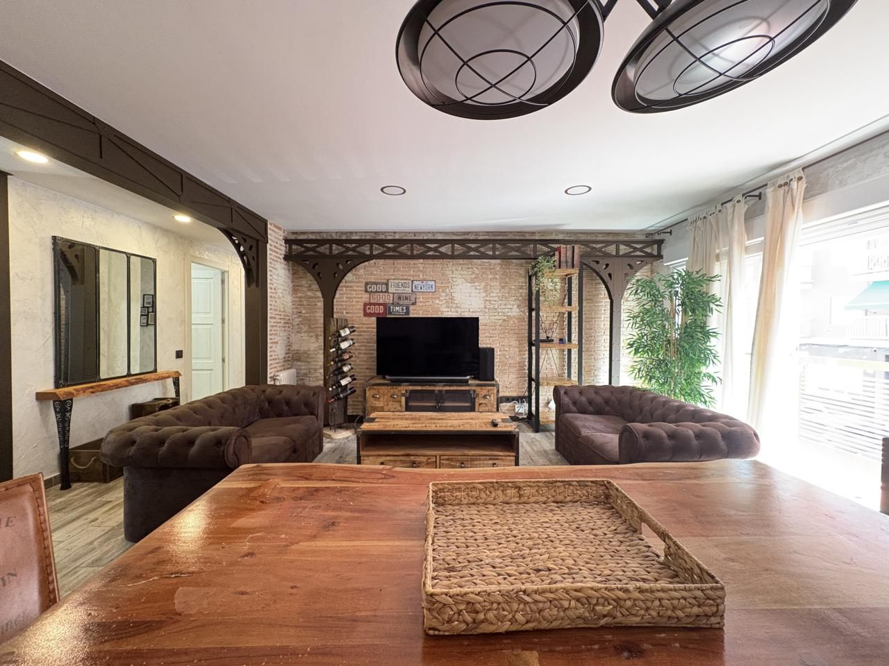 Living room of Flat to rent in  Madrid Capital  with Air Conditioner, Heating and Terrace