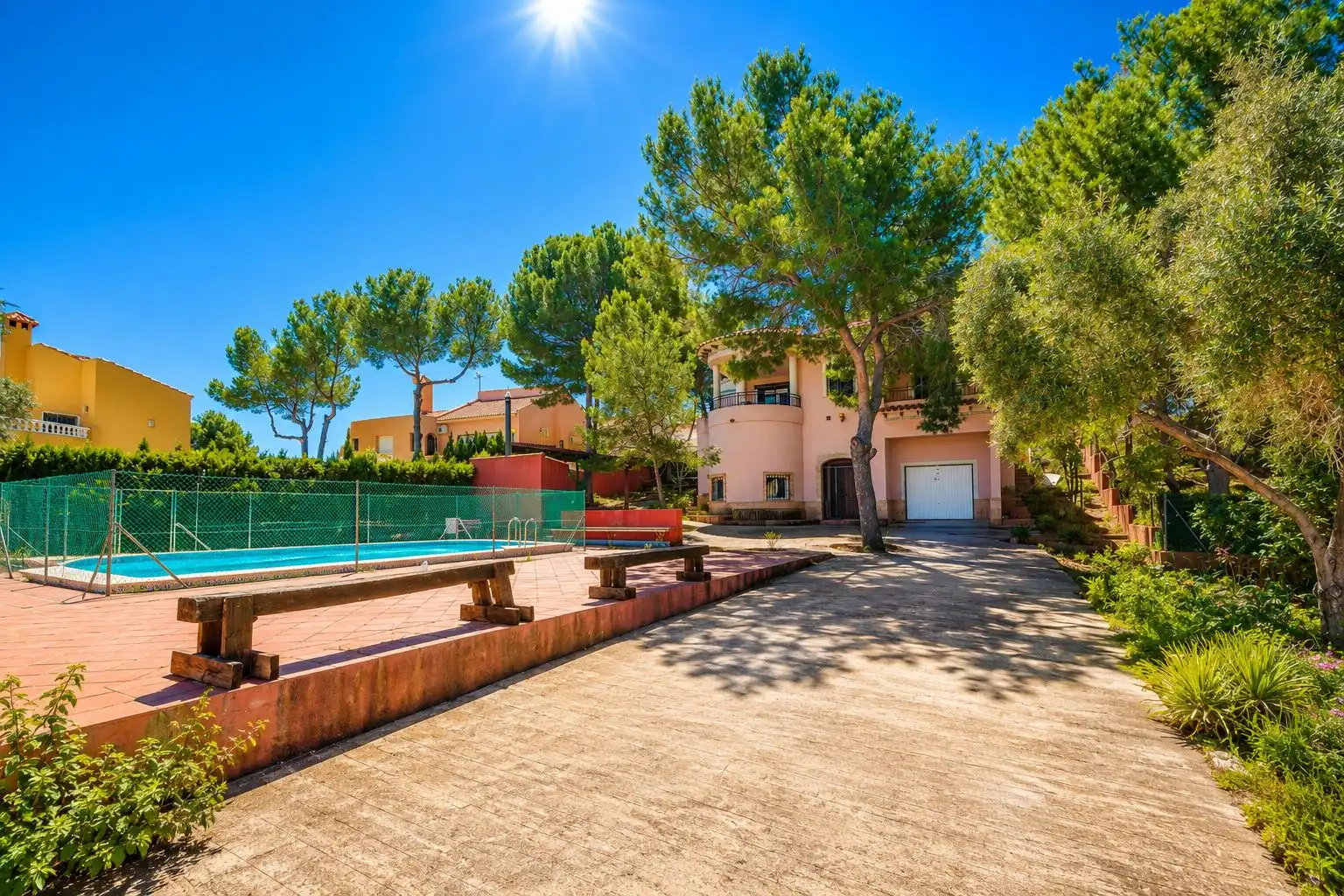 Villa mit Pool zum Verkauf in Calle ESTOCOLMO-CIUDAD COMUNICA, imagen 4