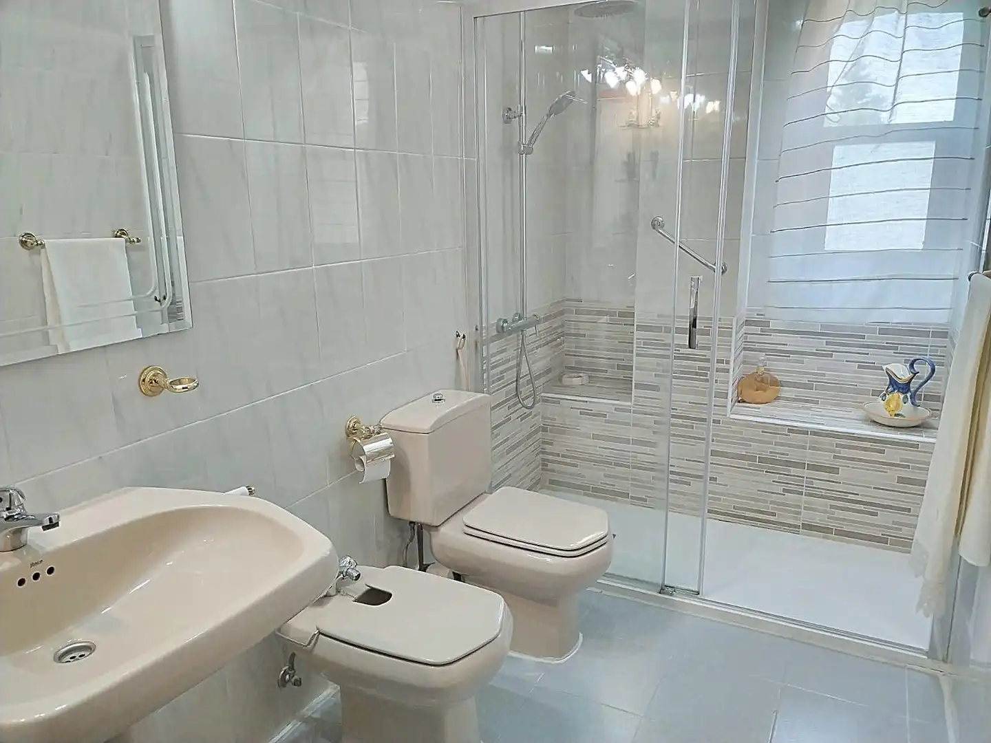Bathroom of Detached homes for sale in Los Villares