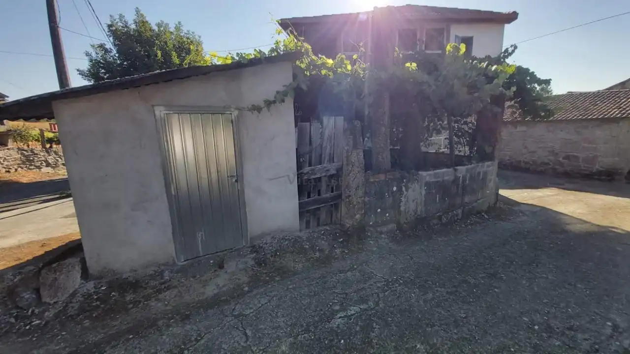 Houses for sale in San Cristovo de Cea  with Private garden