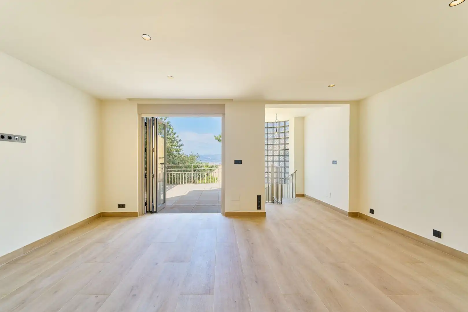 Detached homes for sale in Málaga  with Air Conditioner, Heating and Terrace