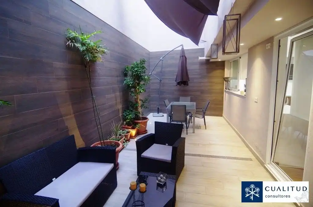 Terraza de Casa o chalet en venta en Castellón de la Plana / Castelló de la Plana con Calefacción, Parquet y Terraza