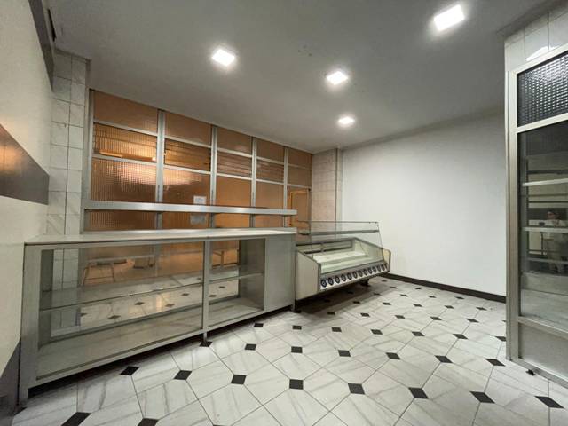 Local comercial en Alquiler en Avenida CEDRE en Cariñena - Carinyena