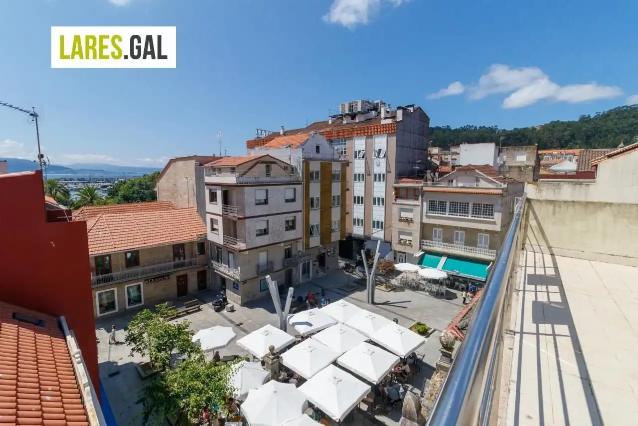 Terraza de Oficina en venta en Cangas  con Terraza