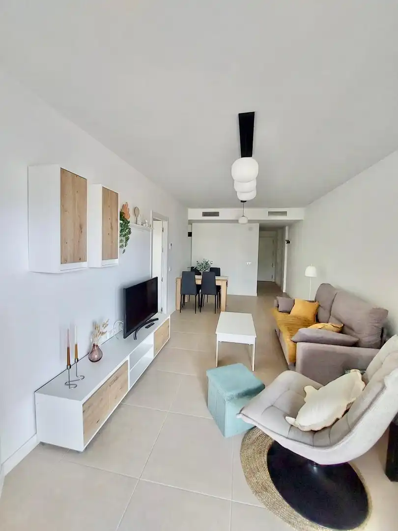 Erdgeschosswohnung zur Miete in Calle Calle Italia, imagen 3
