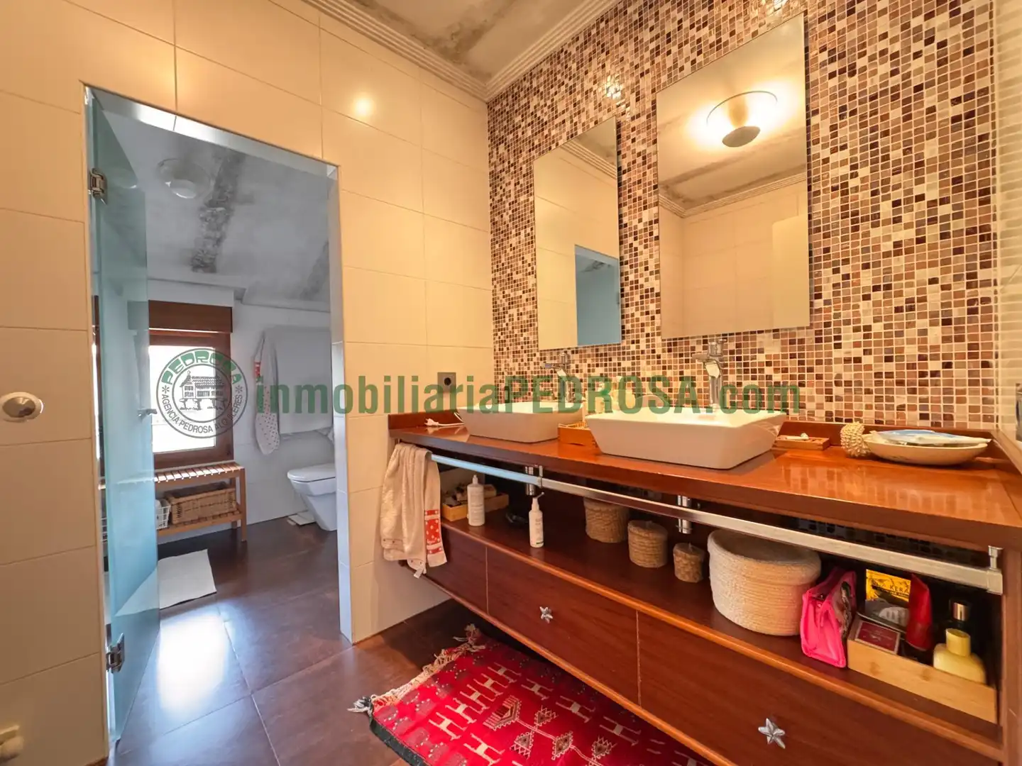 Baño de Casa o chalet en venta en Pontevedra Capital  con Calefacción, Jardín privado y Terraza