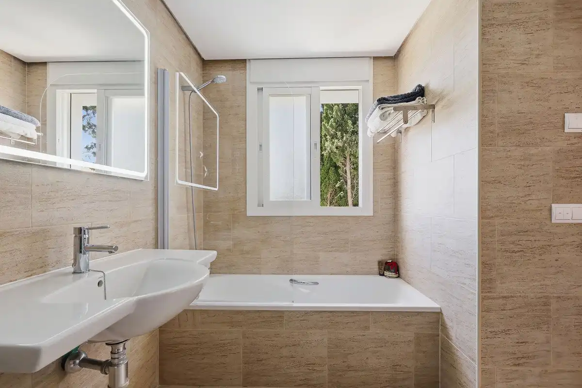 Reihenhaus mit Pool zum Verkauf in Estepona,Centro,Avenida Juan Carlos I, imagen 44