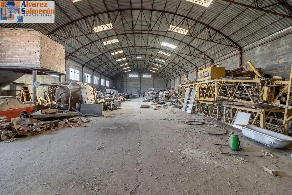 Casa rústica amb piscina en venda a Santa Fe, imagen 54
