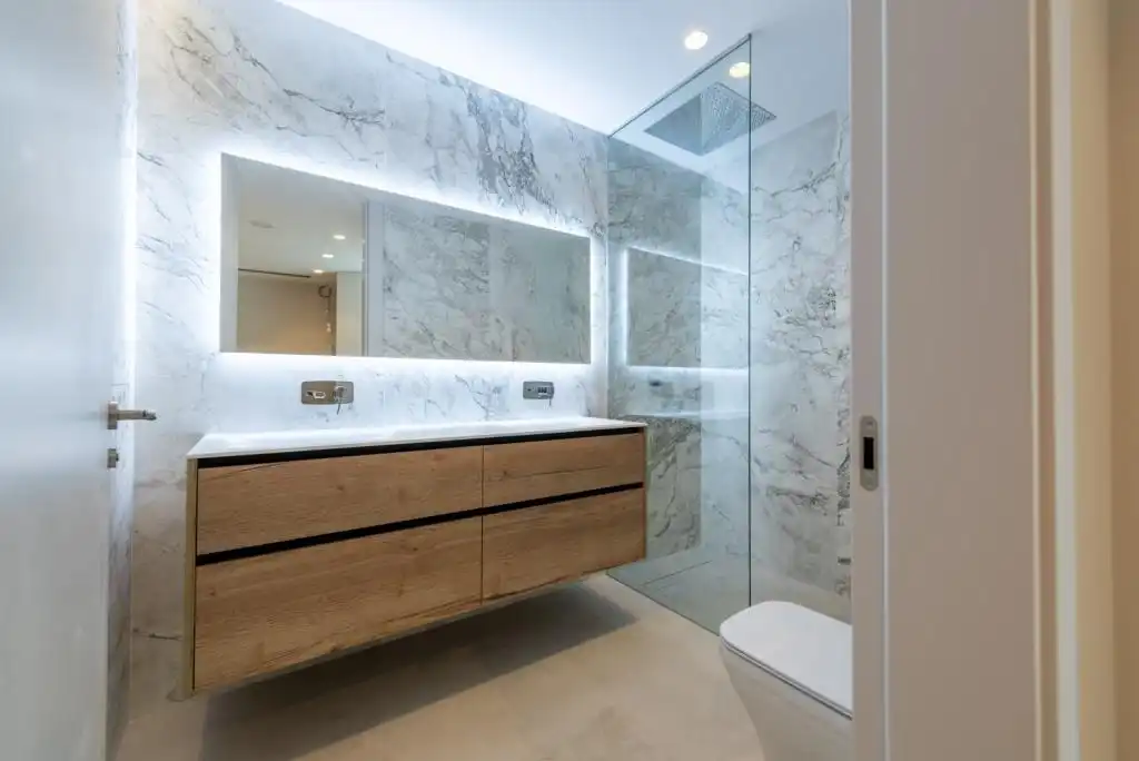 Bathroom of Attic for sale in Benidorm  with Air Conditioner, Heating and Terrace