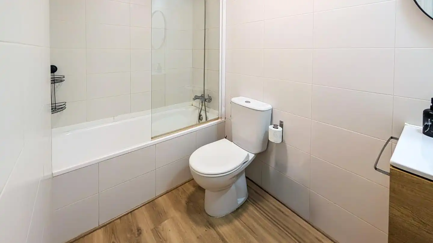 Baño de Casa adosada en venta en Santa Pola con Terraza, Piscina y Piscina comunitaria